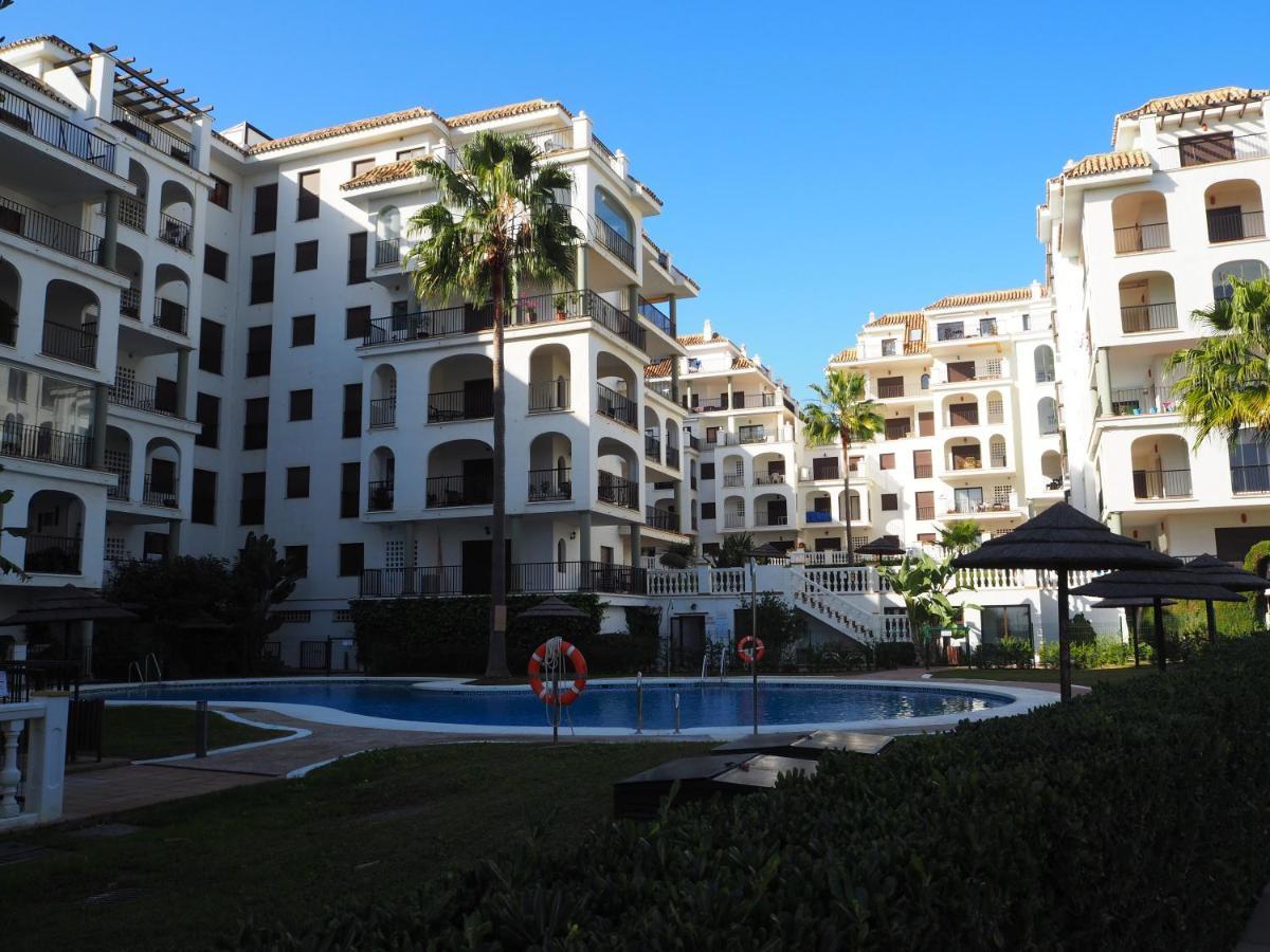 Penthouse Marina La Duquesa Apartment Манилва Екстериор снимка