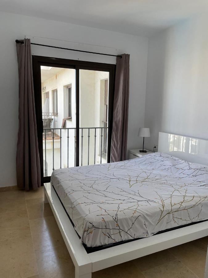 Penthouse Marina La Duquesa Apartment Манилва Екстериор снимка