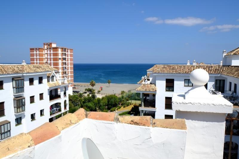 Penthouse Marina La Duquesa Apartment Манилва Екстериор снимка